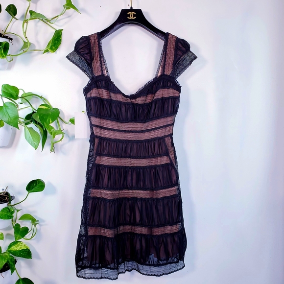 New $250 FREE PEOPLE Black Nude Lace Party Dress 2 - Picture 3 of 16